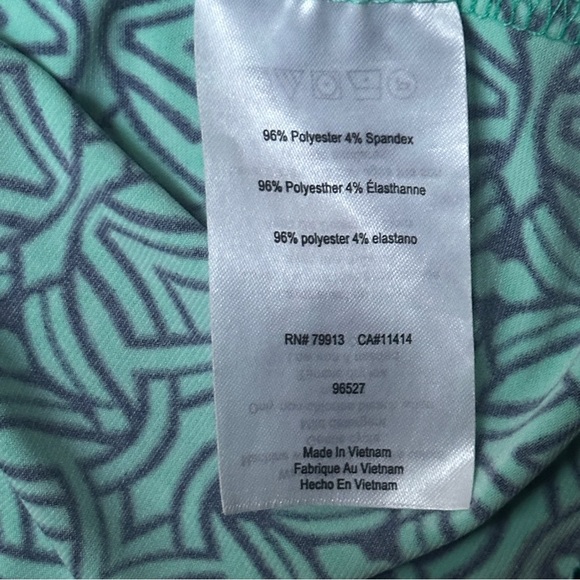 Motherhood Maternity Wrap Dress Green Geometric Print Size Small - Picture 7 of 10